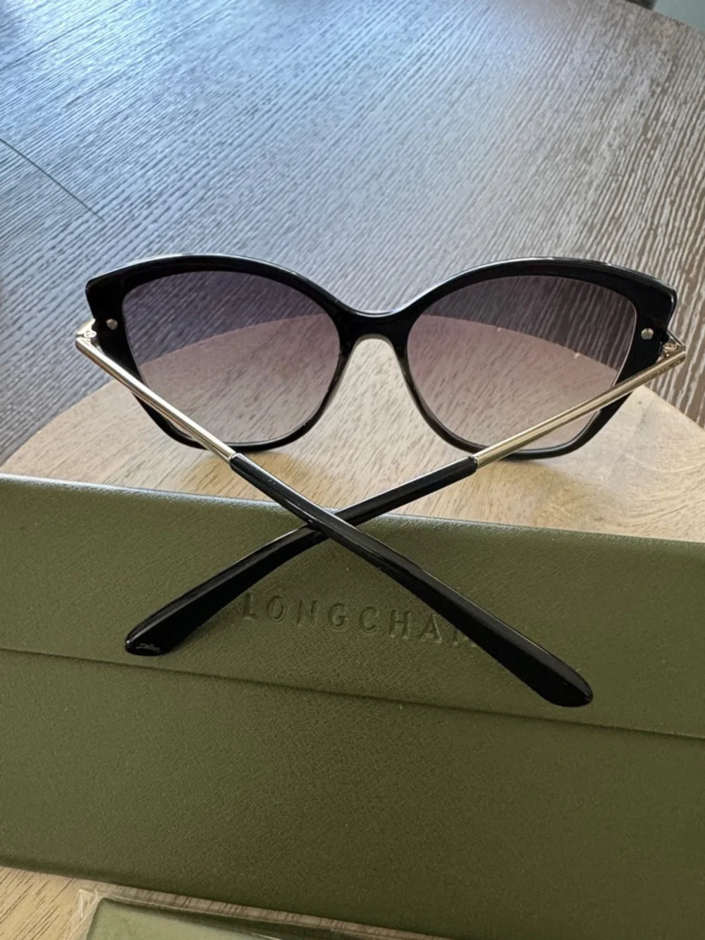 Longchamp Black Cat-Eye Sunglasses with Gold Temples LO627L 57/16 W/case/ cloth